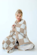 The Teddy Throw - Beige Check
