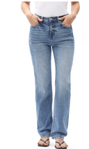 Bayeas Pegasi Straight Leg