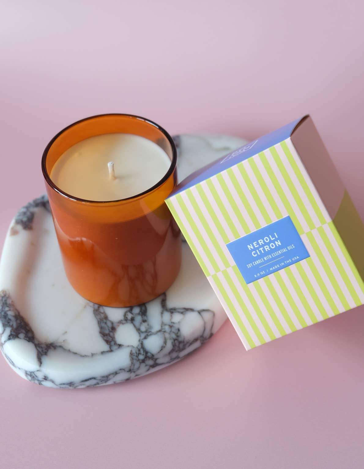 BOTANICA Candle - Thumbnail 2